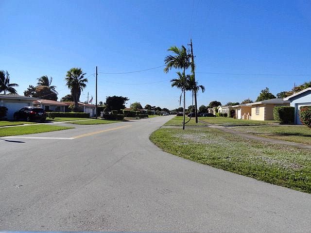2nd image of 2800 NW 36th Ave