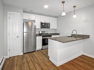 1250 S Broadway #6, East Providence, RI 02914