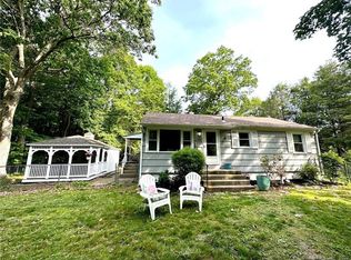 1740 Gold Star Hwy, Groton, CT 06340