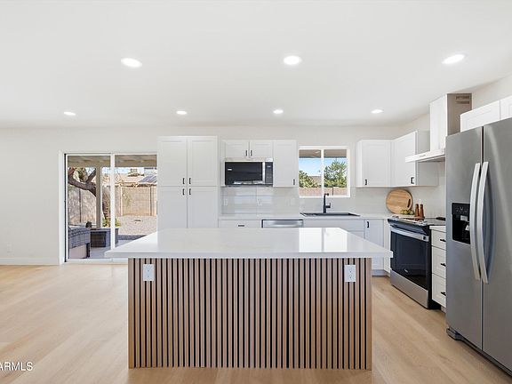 4th image of 2302 E NISBET Road