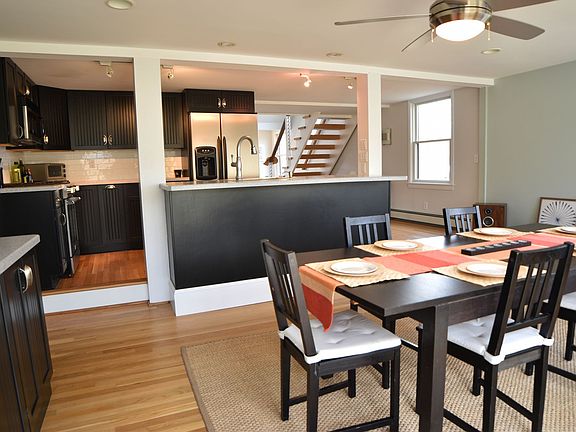 4th image of 100 Wooley St