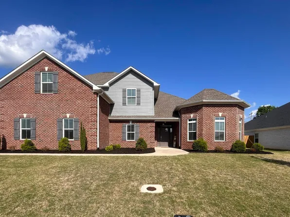 16880 Stonegate Dr, Athens, AL 35613