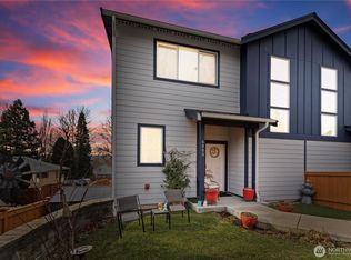 4889 Talbot Rd S, Renton, WA 98055