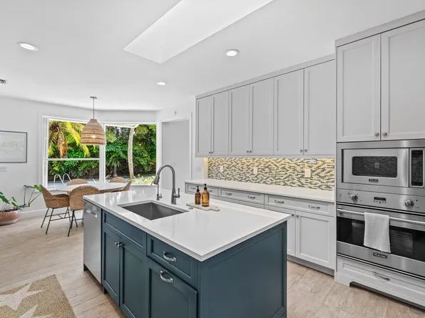 2815 HAMPTON Circle E, Delray Beach, FL 33445