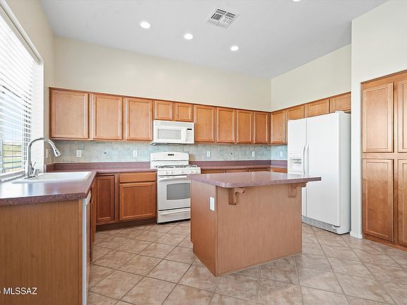 4th image of 38912 S Serenity Ln