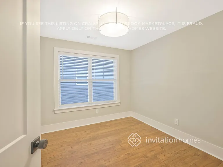 647 Vernon Ave #401 — Photo 17