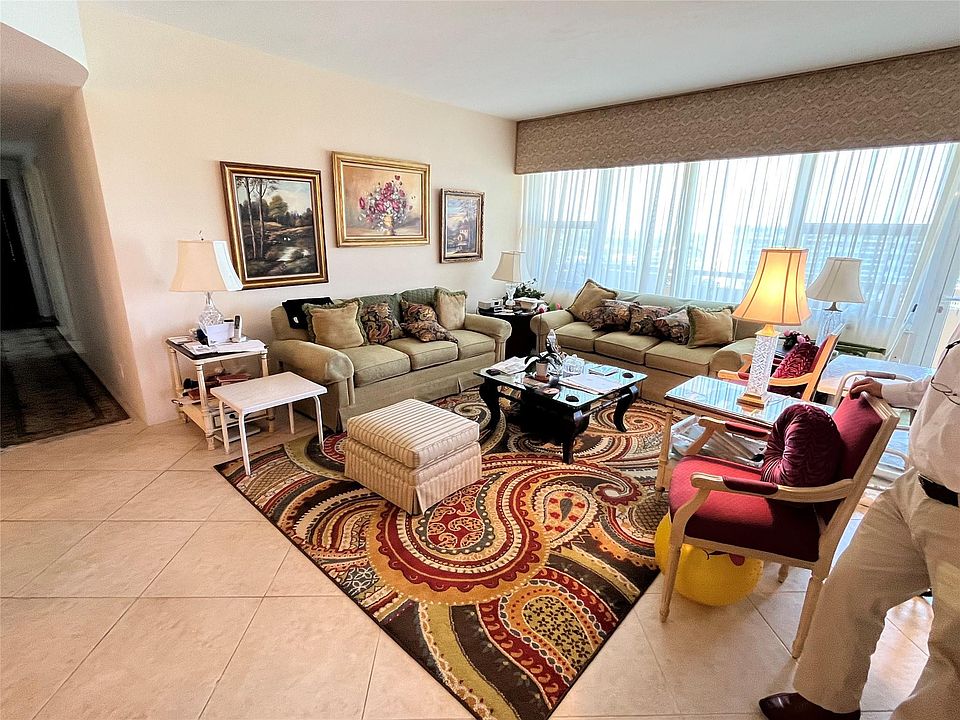1st image of 3333 NE 34th Street #1708