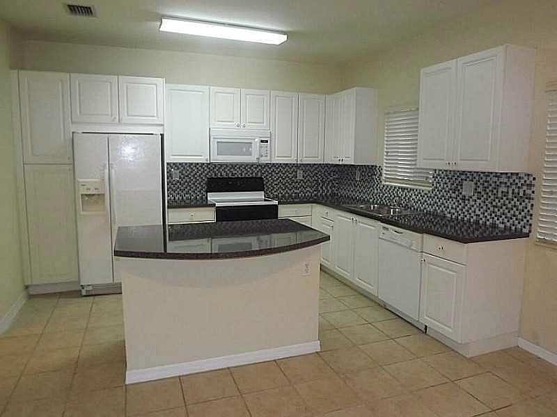 2nd image of 10239 SW 227th Ln