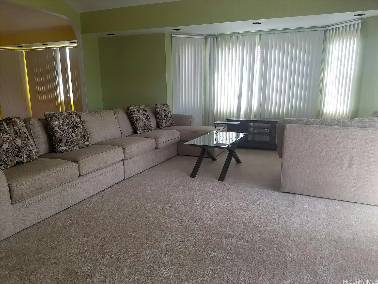 3 bed, 1724 sqft, $3,200 — Photo 3