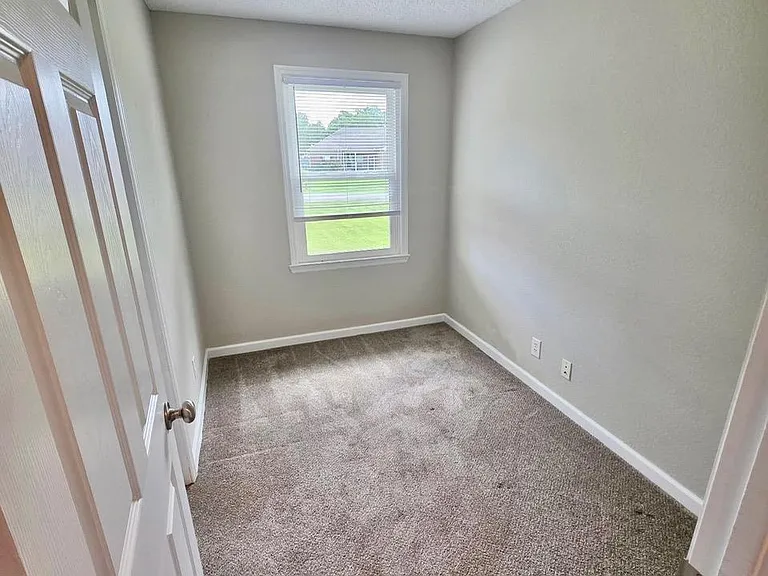 17439 Morgan Dr — Photo 25