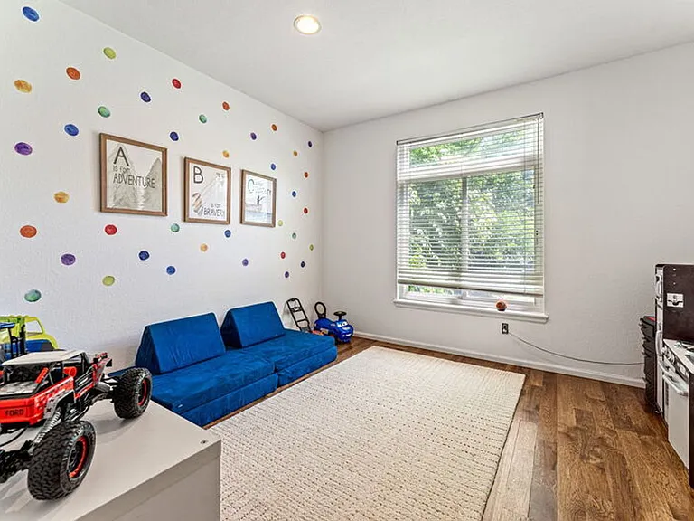 4172 S Deframe Ct — Photo 22