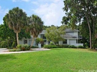 1832 Whispering Pines Cir, Englewood, FL 34223
