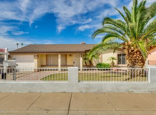 1102 E Winston Dr, Phoenix, AZ 85042