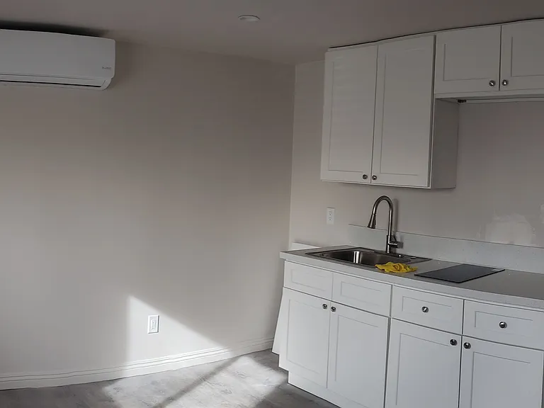 701 Lilac St #1/2 — Photo 2