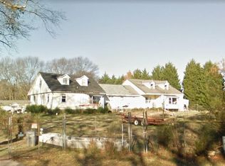 1218 Fork Shoals Rd, Greenville, SC 29605