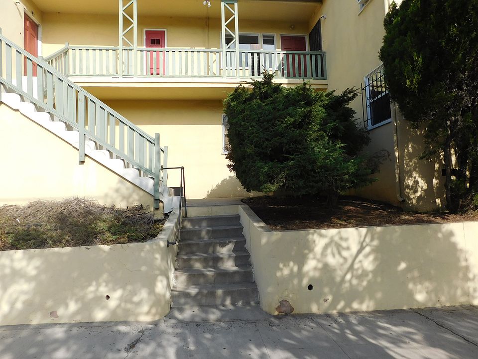 1st image of 4367 Sunset Dr #4367