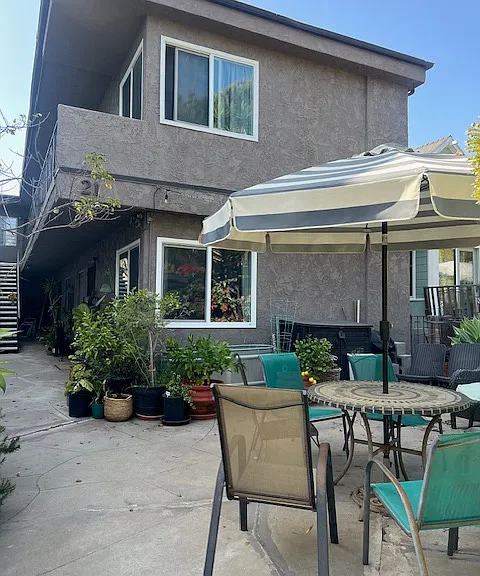21 Sunset Ave #2 — Photo 1