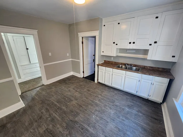 12514 Locke Ave #1 — Photo 7