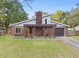 927 Marnan Dr NE, Fort Walton Beach, FL 32547