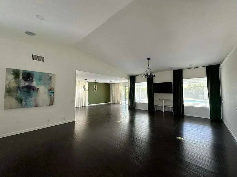 30925 Avenida Juarez — Photo 11