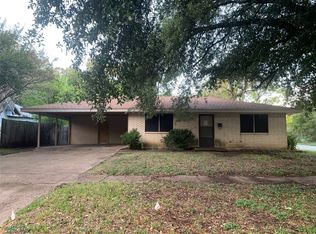 919 E High St, Terrell, TX 75160