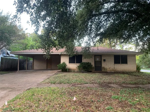 919 E High St, Terrell, TX 75160