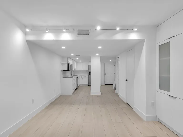 5750 Turin St #206 — Photo 7