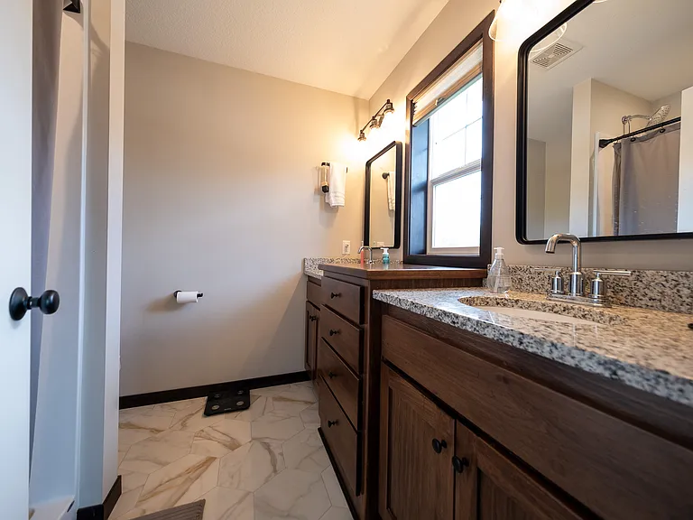 10240 3rd St NE #D — Photo 17