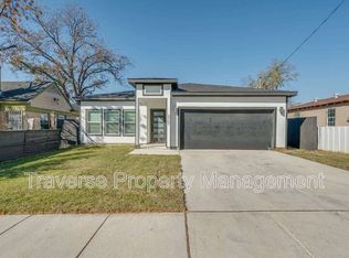 3707 Penelope St, Dallas, TX 75210