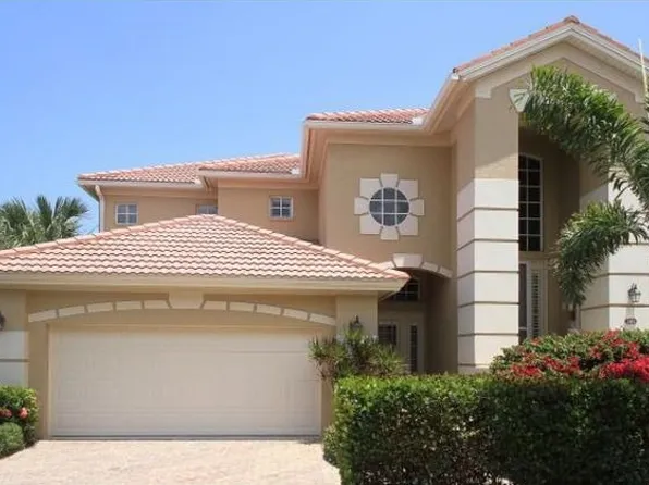 2345 Mont Claire Dr Unit 101, Naples, FL 34109
