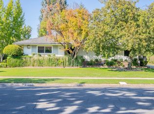 215 E Garland Ave, Fresno, CA 93704