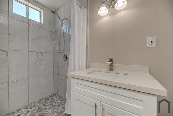 1st image of 542 W 105th St #B
