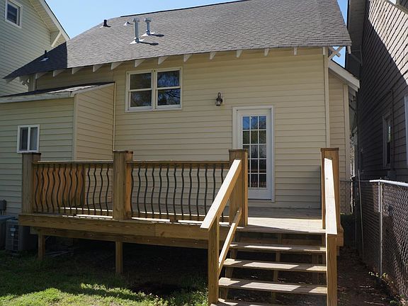 4th image of 1626 McDaniel St