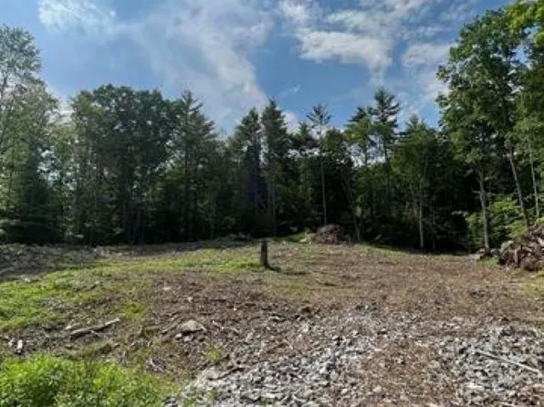 495 Lower Ridge Road, Loudon, NH 03307