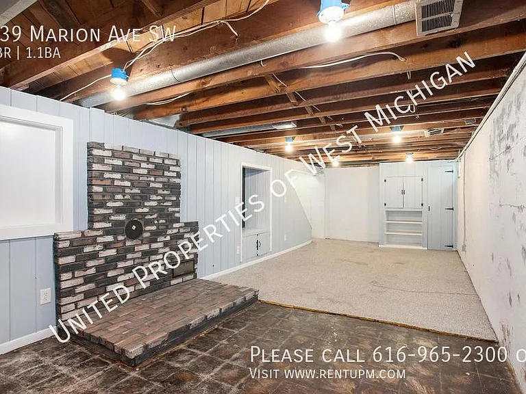 239 Marion Ave SW — Photo 7