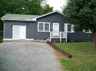 576 Wells Dr, Newport, TN 37821