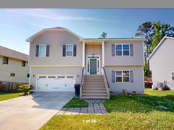 417 Jasmine Ln, Jacksonville, NC 28546