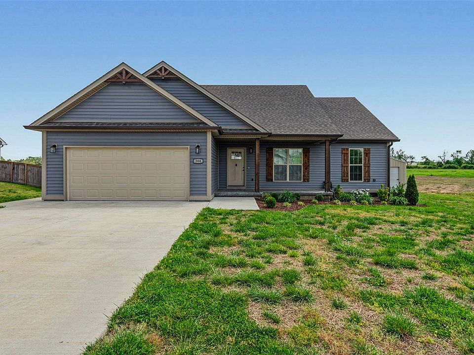 1st image of 304 Greenbriar Ln