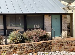400 Green Leaf #319-104, Horseshoe Bay, TX 78657