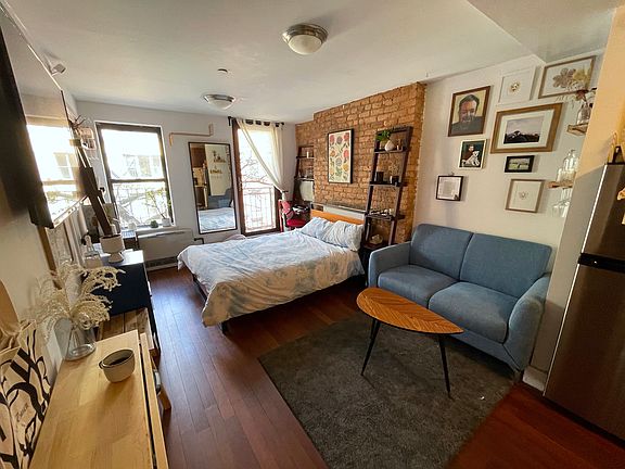 5th image of 516 E 6th St #41