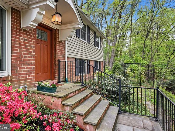 4th image of 573 Brookwood Rd
