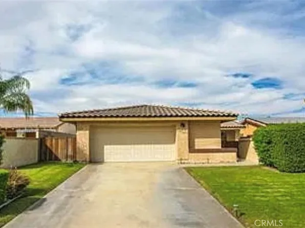 76946 Kentucky Ave, Palm Desert, CA 92211