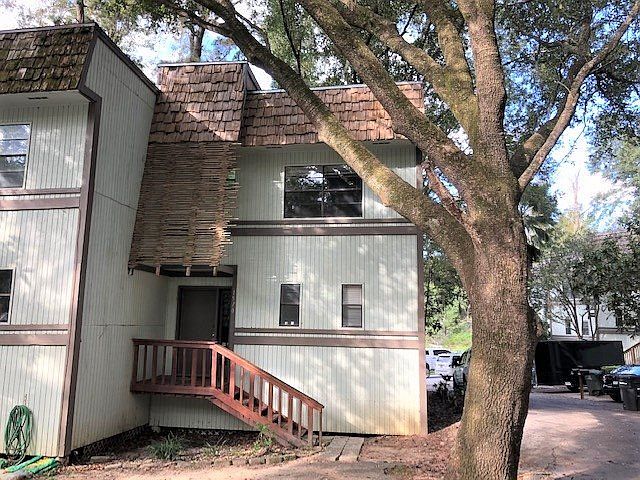 1st image of 1570 Three Lanterns Ln #6