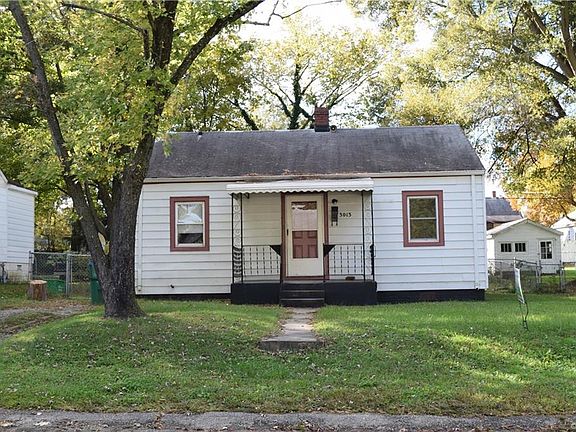 2nd image of 3013 Berwyn St