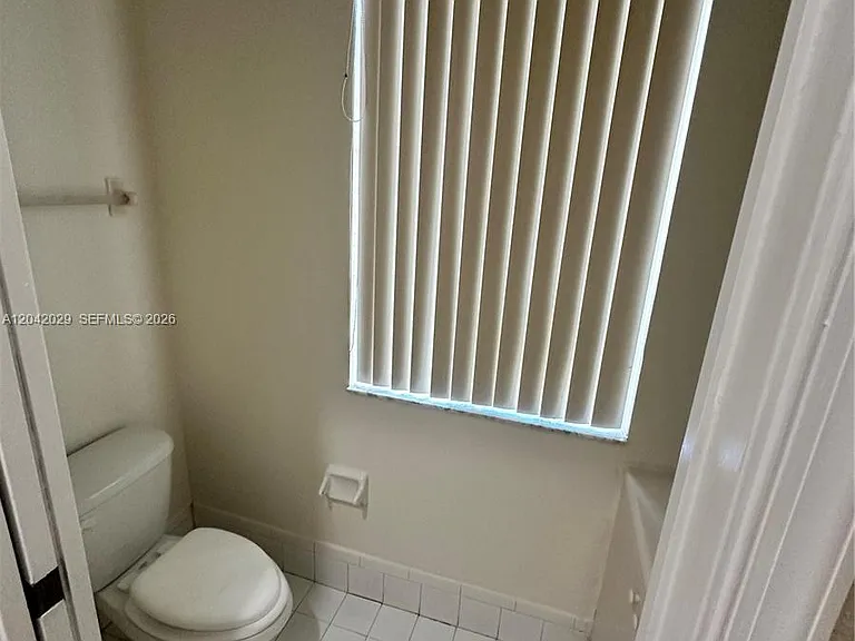 2704 SE 15th Pl — Photo 24