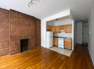 447 W 37th St #5RE, New York, NY 10018