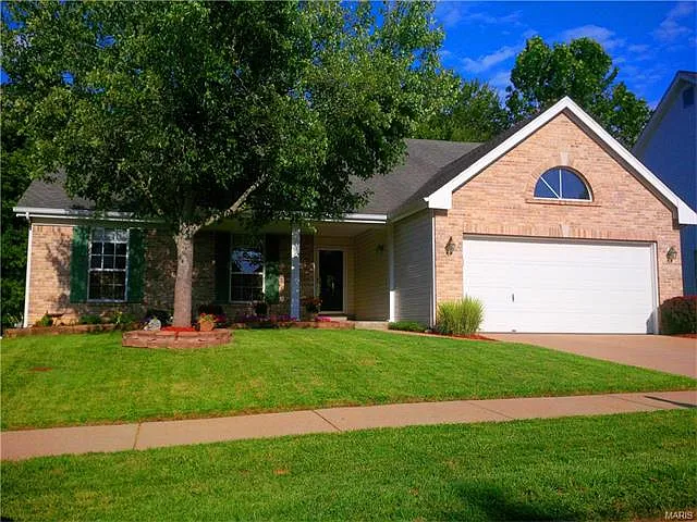 16316 Cherry Orchard Dr photo 1
