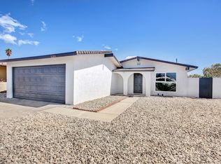 10304 Santa Cruz Rd, Desert Hot Springs, CA 92240