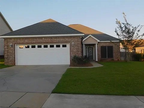 2nd image of 102 Planters Ct