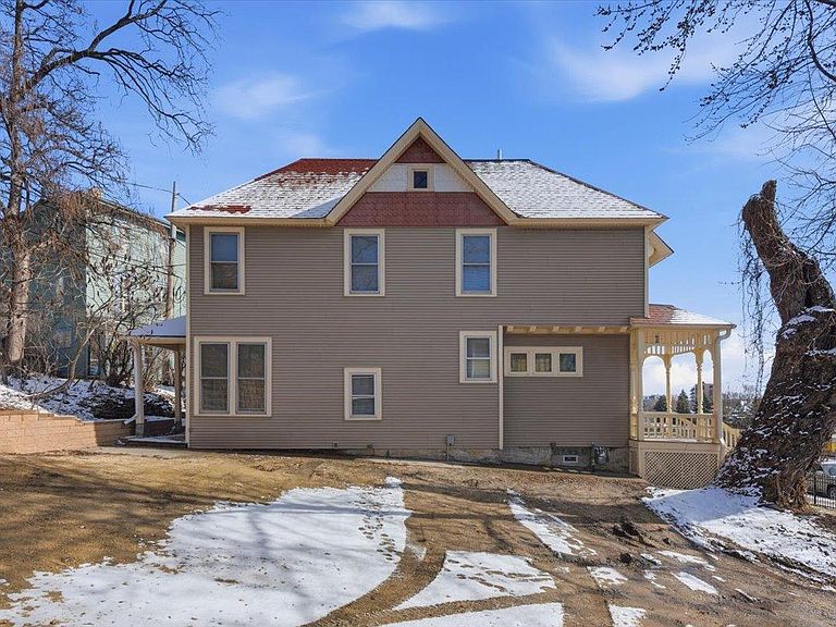 Listing photo 4